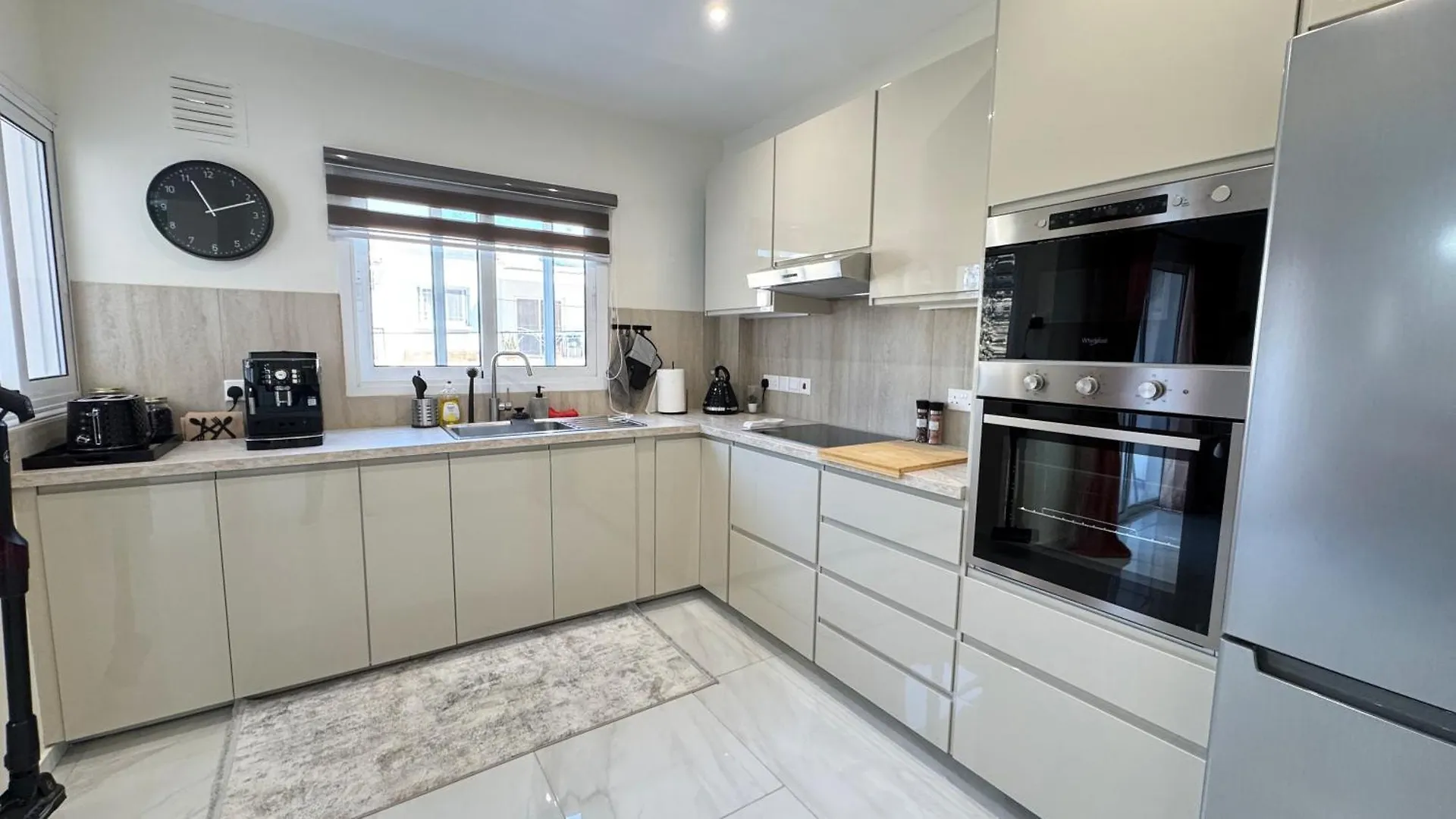 Apartamento Luxury 2 Bedroom City Center Larnaca